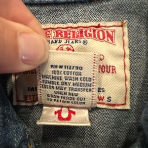 TRUE RELIGION DENIM JACKET (the Jimmy).    Excellent condition. SIZE: Small